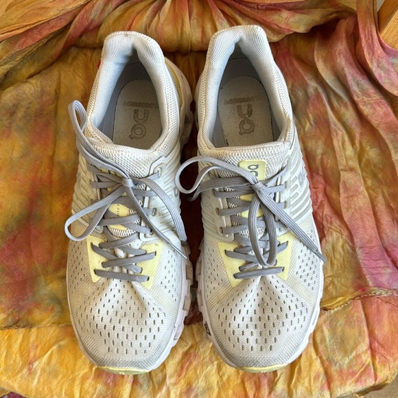On Cloudswift 2.0 Women’s Running Shoes - White Limelight - Picture 2 of 4